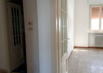 Corridoio - Trilocale corso Casale, 51, Asti - foto 4