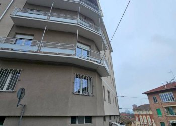 Facciata - Bilocale via al Castello, 22, Asti - foto 1