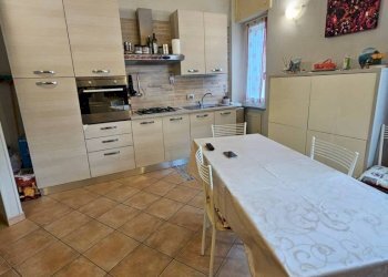 Cucina - Bilocale via al Castello, 22, Asti - foto 3