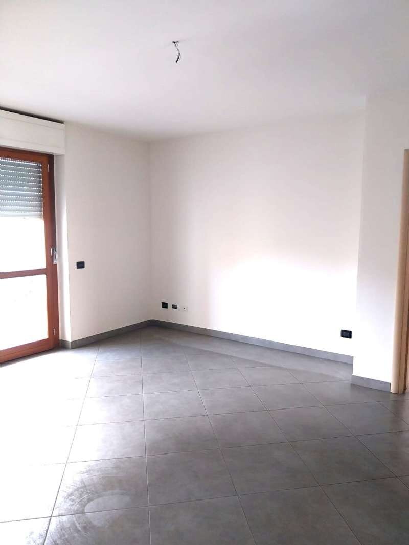 soggiorno - Quadrilocale corso GIULIO CESARE, 67, Torino (zona Aurora) - foto 2