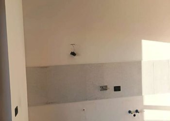 cucina abitabile - Quadrilocale corso GIULIO CESARE, 67, Torino (zona Aurora) - foto 9