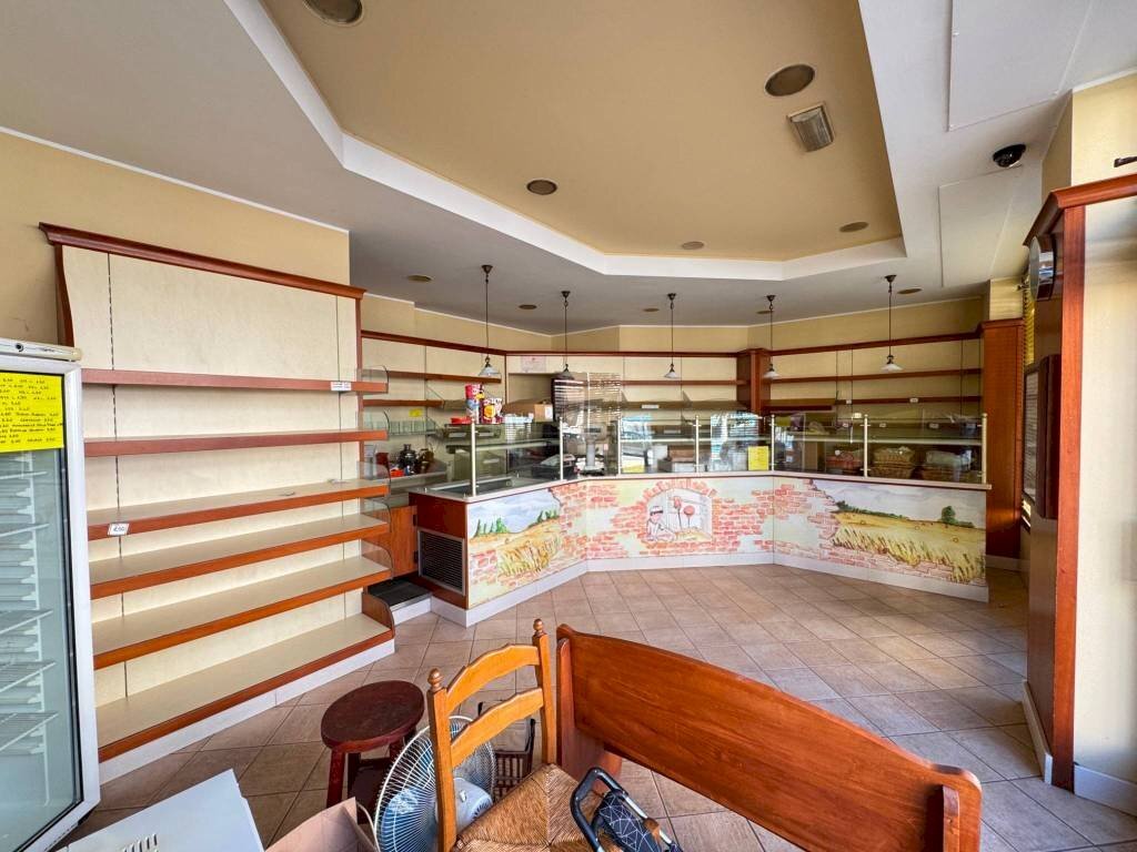 Interno non residenziale - Negozio corso Vittorio Emanuele II, Cuneo (zona Donatello) - foto 3