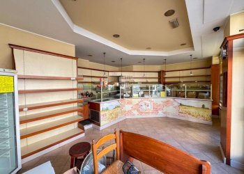 Interno non residenziale - Shop corso Vittorio Emanuele II, Cuneo (neighborhood Donatello) - photo 3