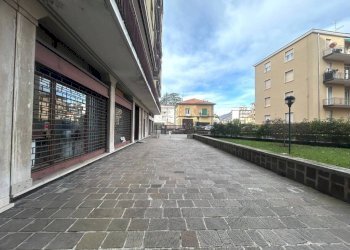 Altro - Shop via Silvestro Sanvito, 60, Varese - photo 9