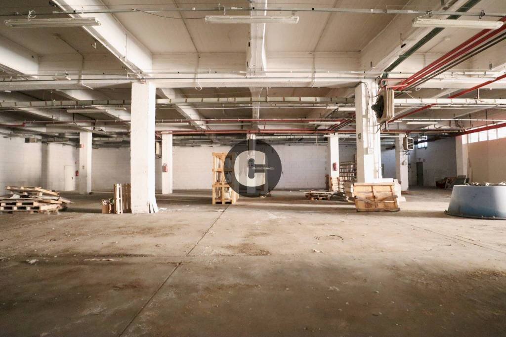 Magazzino - Magazzino Lungo Dora Pietro Colletta, 113/14, Torino - foto 2