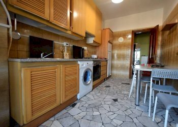 cucina - Trilocale via Amedeo d'Aosta, Mediglia - foto 8