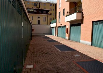 vista EST - Box via Maria Montessori, Milano - foto 3