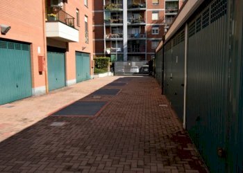 vista EST O - Box via Maria Montessori, Milano - foto 4