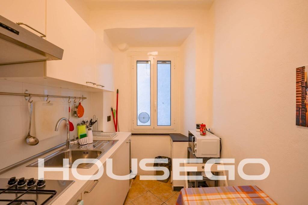 Cucina - Two-room apartment vico Morchi, 6, Genova (neighborhood Centro Storico) - photo 3