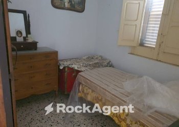 Camera da letto - Independent house via Poerio, Gioiosa Ionica - photo 15