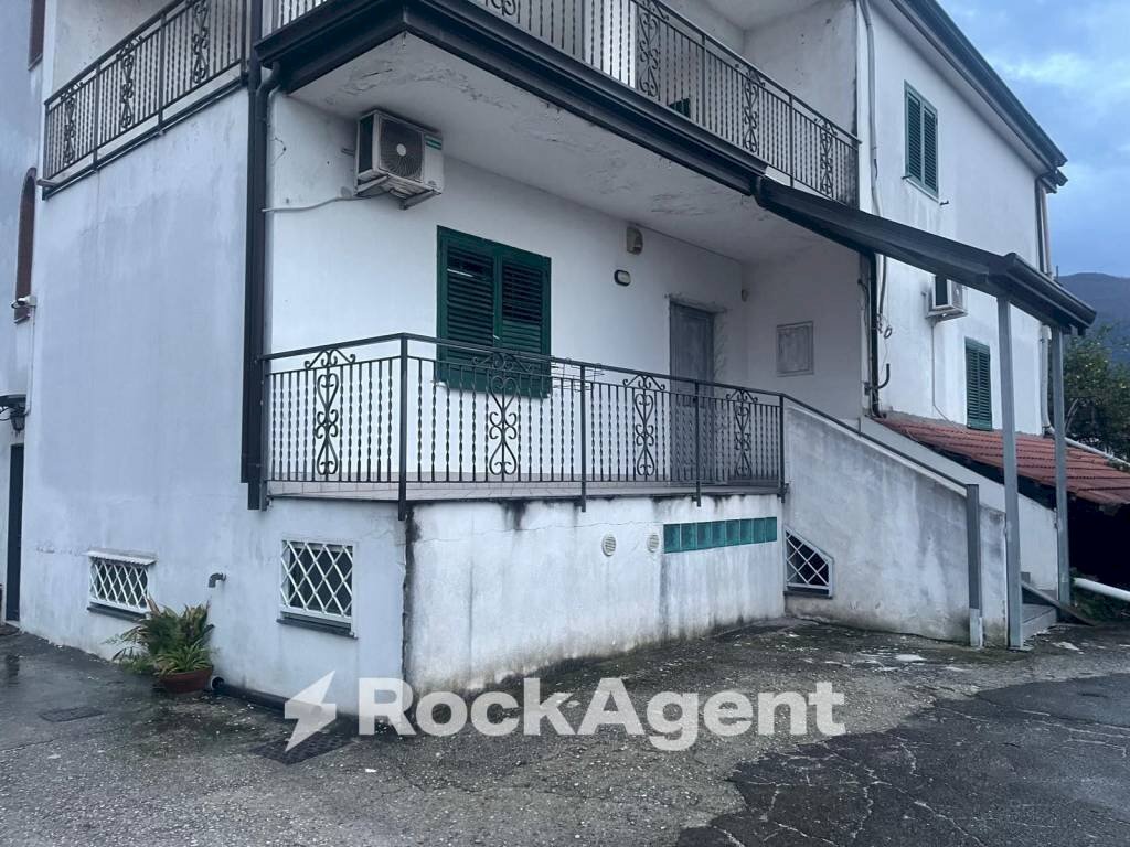 Facciata - Villa via Paludicella, 72, Angri - foto 2