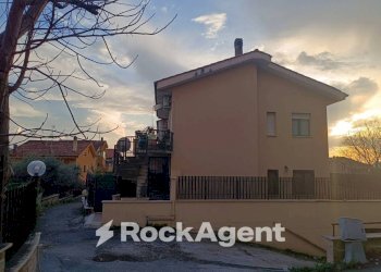 Facciata - Three-room apartment corso Vittorio Emanuele, Marcellina - photo 2