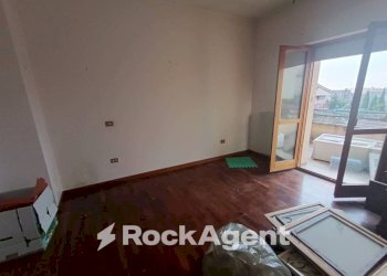 Camera da letto - Three-room apartment corso Vittorio Emanuele, Marcellina - photo 9