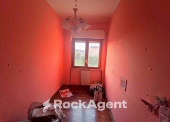 Camera da letto - Three-room apartment corso Vittorio Emanuele, Marcellina - photo 13