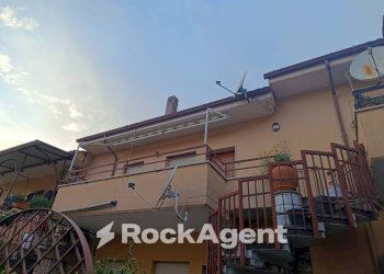 Facciata - Three-room apartment corso Vittorio Emanuele, Marcellina - photo 18