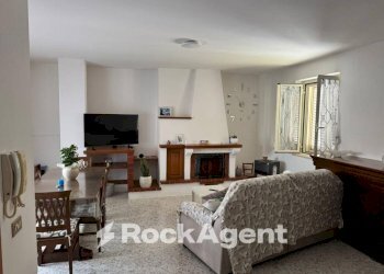 Salone - Three-room apartment via Pozzo Donato, 29, Trecchina - photo 8