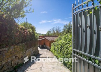 Cortile interno - Villa contrada Morano, Genazzano - foto 37