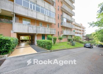 Facciata - Quadrilocale via della Benedicta, Genova (zona Voltri) - foto 29