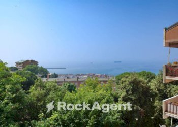 Vista - Quadrilocale via della Benedicta, Genova (zona Voltri) - foto 1