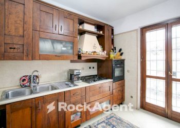 Cucina - Villa a Schiera viale Valle dell'Aniene, Guidonia Montecelio - foto 10