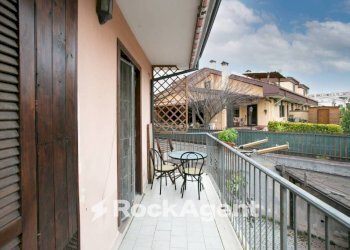 Balcone - Villa a Schiera viale Valle dell'Aniene, Guidonia Montecelio - foto 13