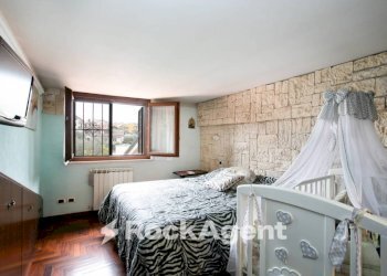 Camera da letto - Villa a Schiera viale Valle dell'Aniene, Guidonia Montecelio - foto 22