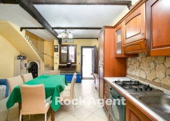 Cucina - Villa a Schiera viale Valle dell'Aniene, Guidonia Montecelio - foto 31