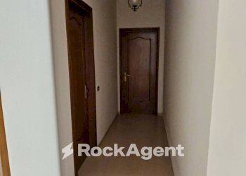 Corridoio - Casa indipendente via Sant'Angelo, 15, Grotteria - foto 8