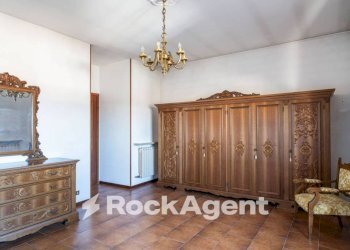 Camera da letto - Three-room apartment via XXV Aprile, 32, Mede - photo 10