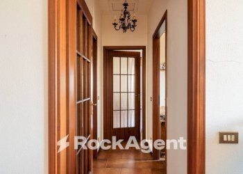 Corridoio - Three-room apartment via XXV Aprile, 32, Mede - photo 17