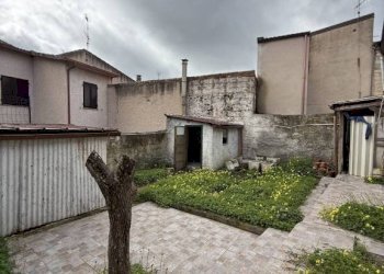 Giardino - Independent house via Francesco Cossiga, 128, Siligo - photo 1