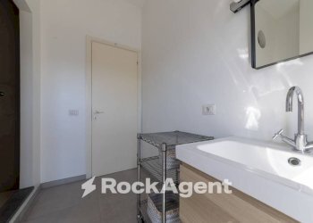 Bagno - Bilocale via Francesco Guicciardini, 5, Milano - foto 21