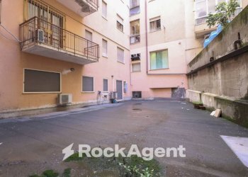 Cortile interno - Office via Edmondo Buccarelli, 4, Catanzaro - photo 9