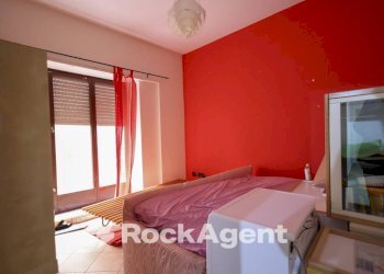 Camera da letto - Office via Edmondo Buccarelli, 4, Catanzaro - photo 19