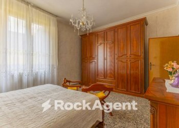 Camera da letto - Quadrilocale via Fabio Filzi, 35, Gravina in Puglia - foto 10