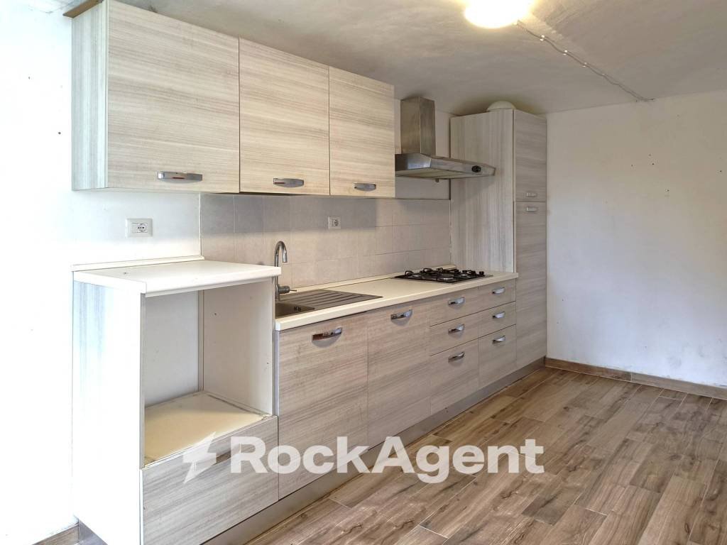 Cucina - Casa indipendente SP72, 101, Vignale Monferrato - foto 3