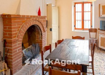 Salone - Appartamento via Collina Forni, 38, Montaldo Scarampi - foto 12