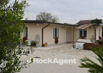 Terrazzo - Three-room apartment via San Pietro, 12, Garlasco - photo 16