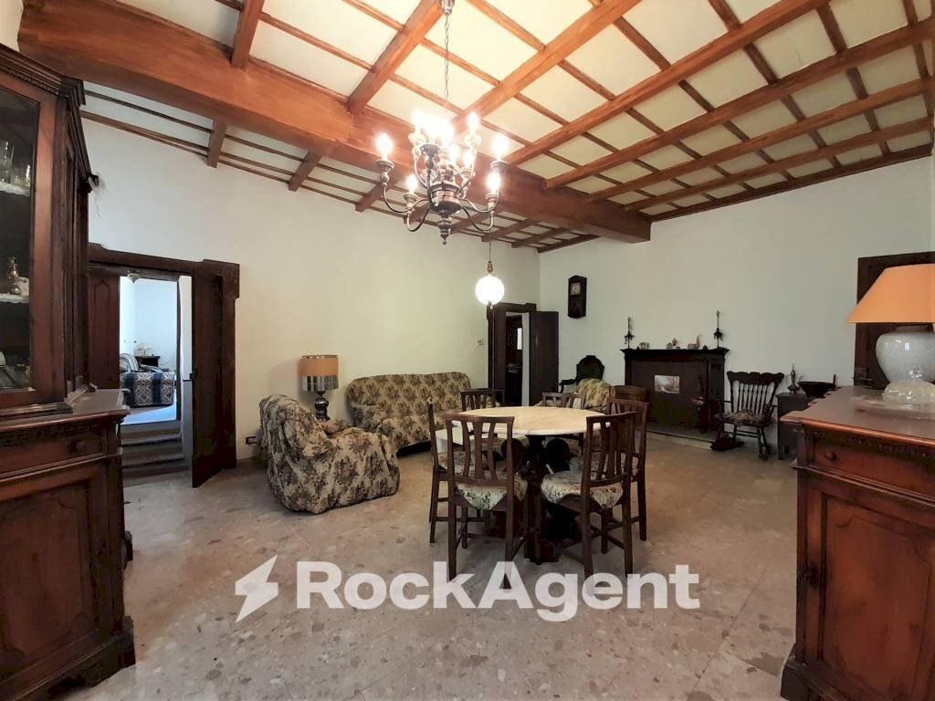 Salone - Three-room apartment via Maidalchini, 3, Acquapendente - photo 3