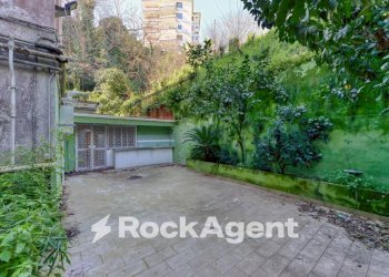 Giardino - Appartamento via Francesco Petrarca, Napoli (zona Posillipo) - foto 19