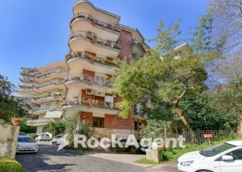 Facciata - Appartamento via Francesco Petrarca, Napoli (zona Posillipo) - foto 27