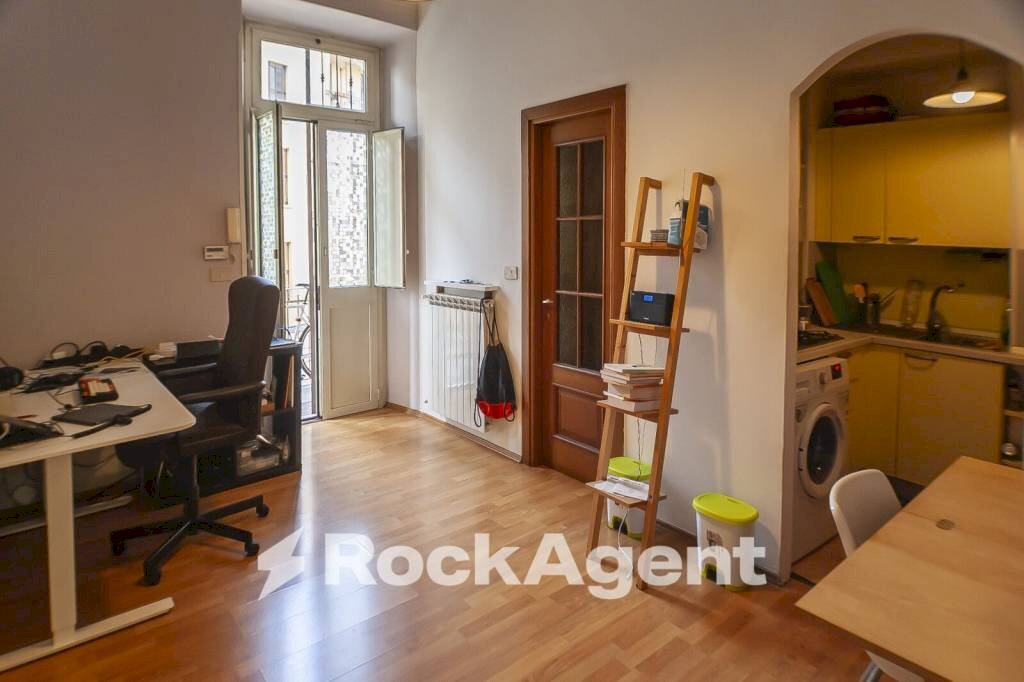 Studio - Bilocale Lungo Dora Savona, 10, Torino (zona Aurora) - foto 1