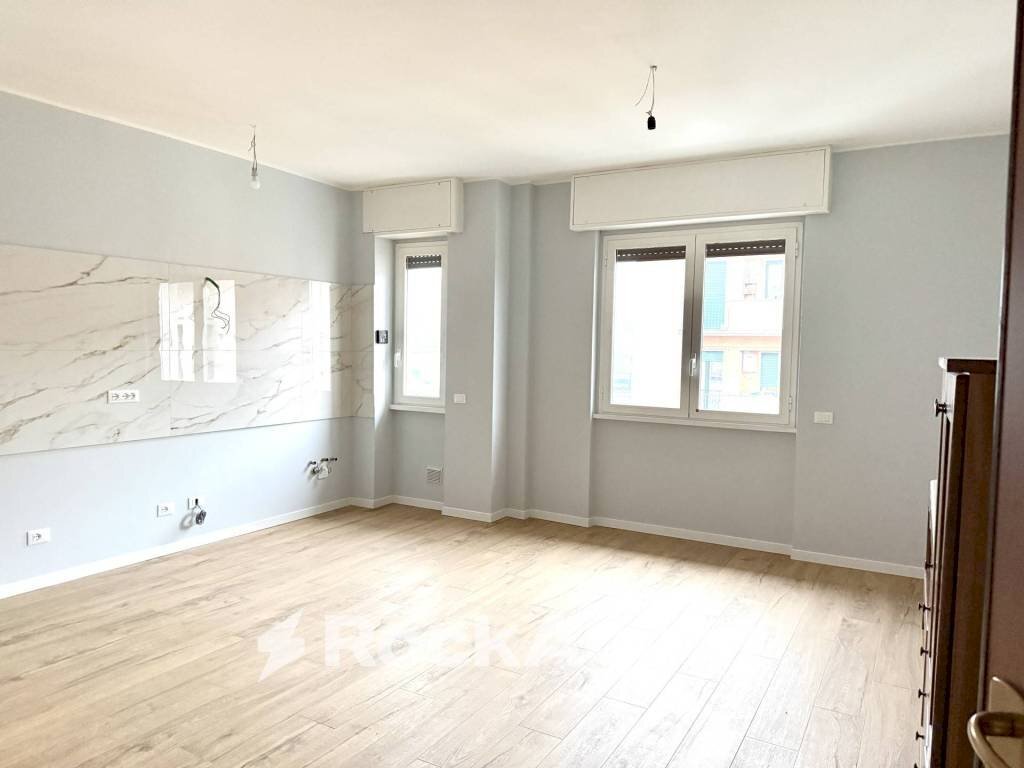 Cucina - Bilocale via Cristoforo Gluck, 59, Milano - foto 2