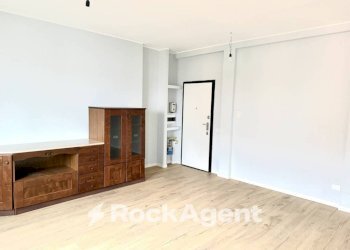 Salone - Bilocale via Cristoforo Gluck, 59, Milano - foto 5