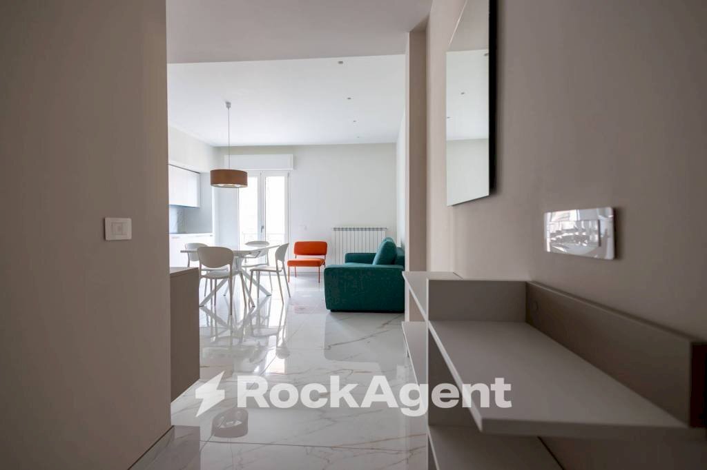 Ingresso - Trilocale via Gioacchino da Fiore, 59, Catanzaro - foto 2