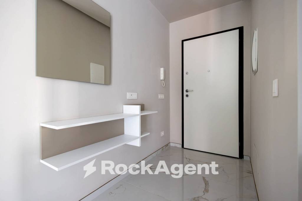 Ingresso - Trilocale via Gioacchino da Fiore, 59, Catanzaro - foto 3