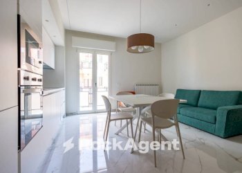 Cucina - Trilocale via Gioacchino da Fiore, 59, Catanzaro - foto 7