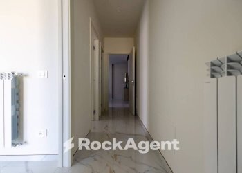 Corridoio - Trilocale via Gioacchino da Fiore, 59, Catanzaro - foto 15