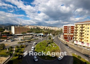 Vista - Trilocale via Gioacchino da Fiore, 59, Catanzaro - foto 35