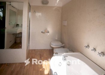 Bagno - Villa strada Madonna dei Mazza, Pesaro - foto 19